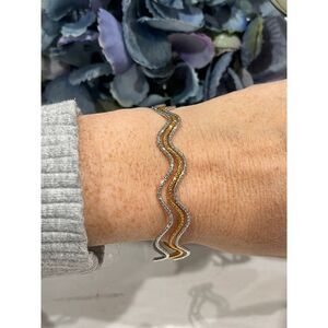 Elegant Two-Tone Wave Bangle Bracelet Gold Silver tone Stackable Fashion Jewelry